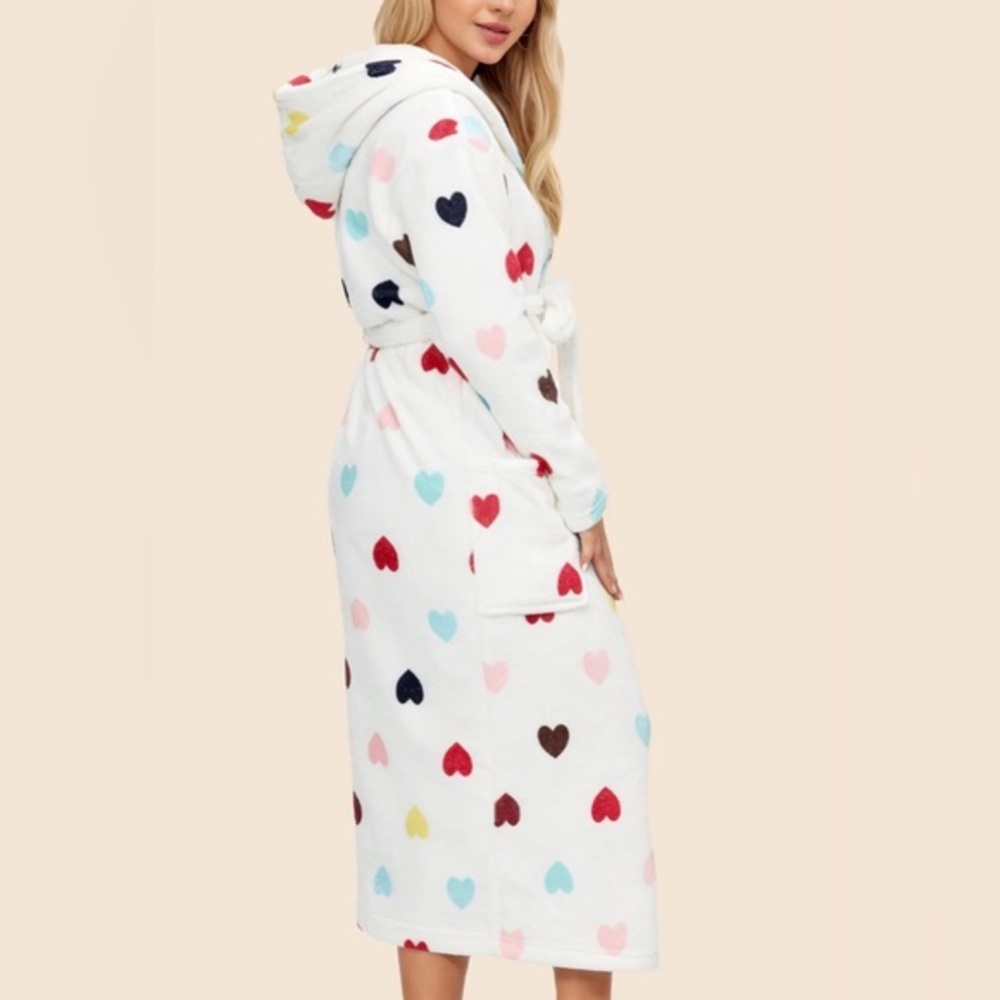 Plush Colorful Heart Print Hooded Robe